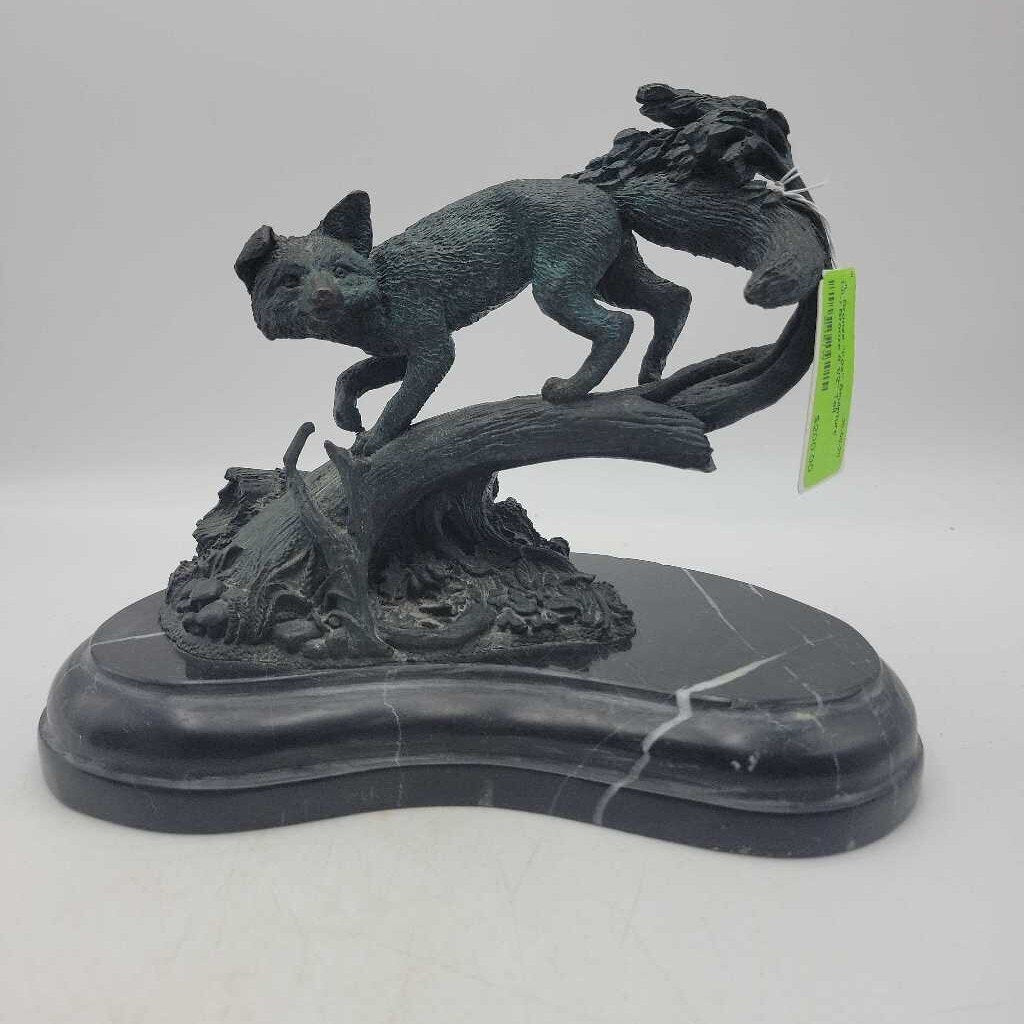 Bronze "Fox" Sculpture (JL)