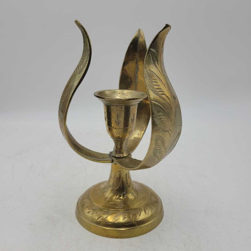 Etched Leaves Brass Candle Holder (1038) (MCOL)