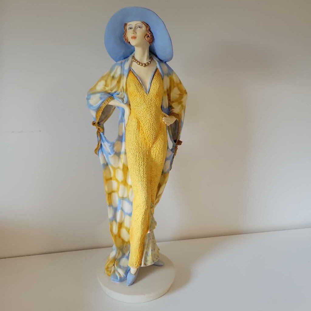 Royal Doulton Classique Isobel Figurine CL 3984 (Haus)