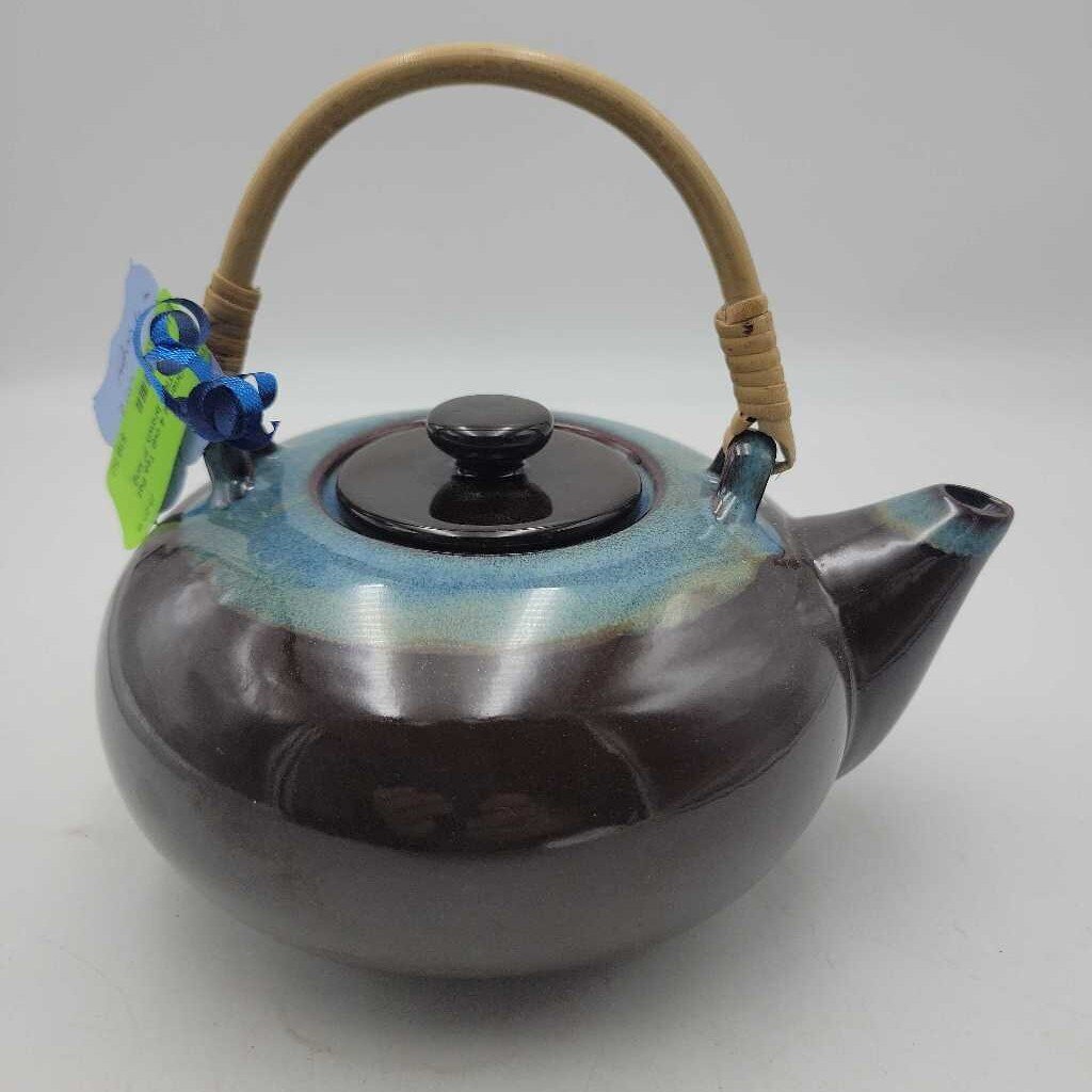 Oriental Tea Pot Kettle with 4 cups (TRE)
