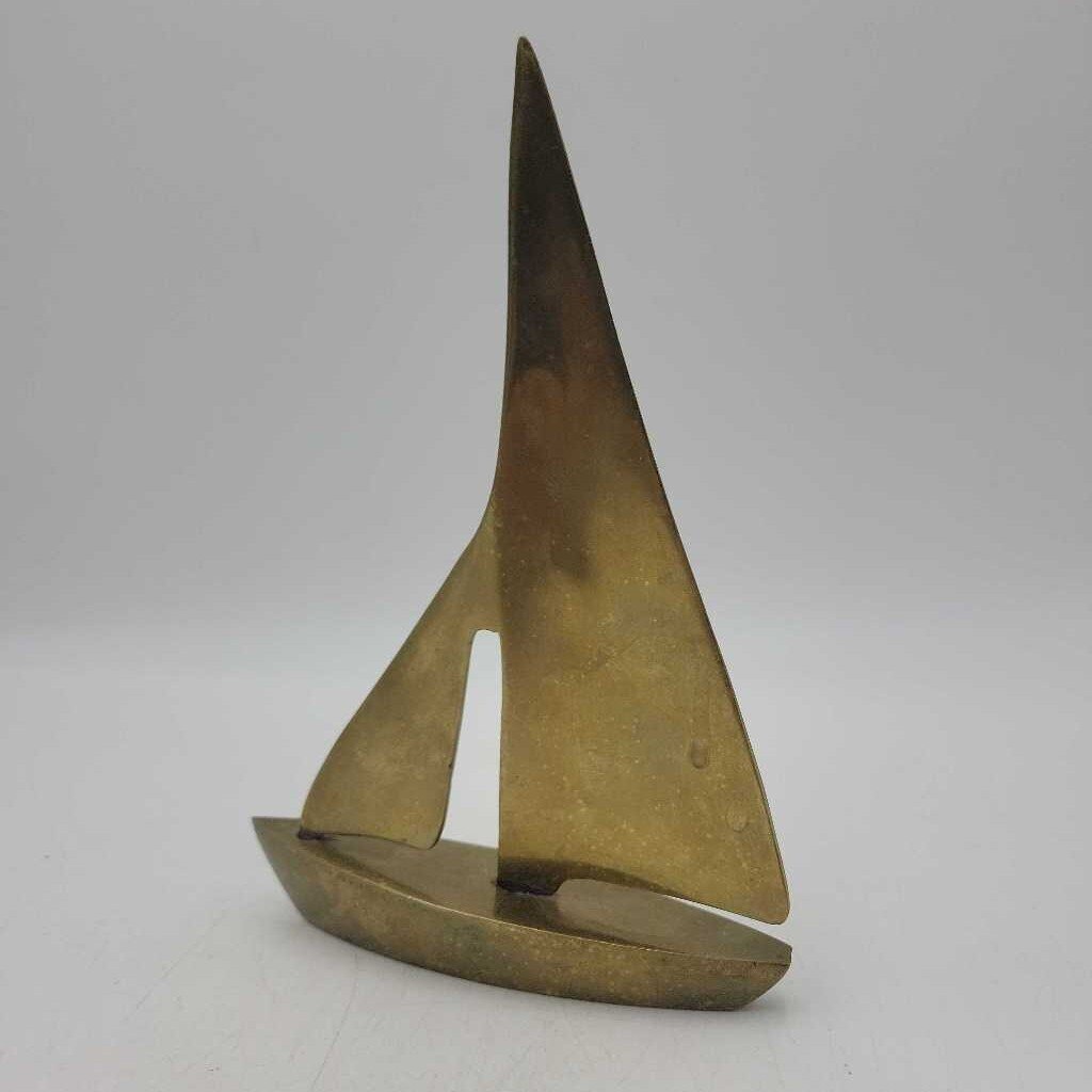 Vintage Brass Sailboat (1086) (MCOL)