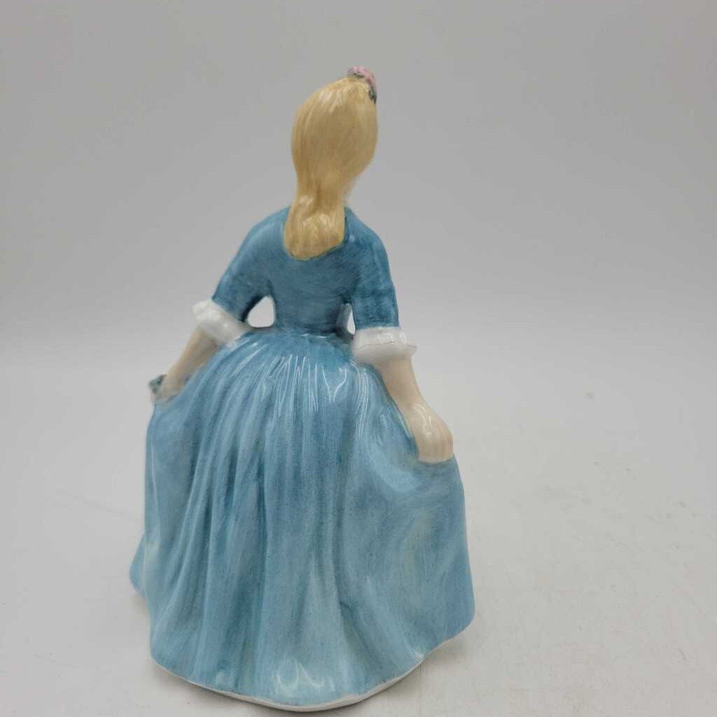 Royal Doulton A Child from Williamsburg Figurine HN 2154 (HAUS)