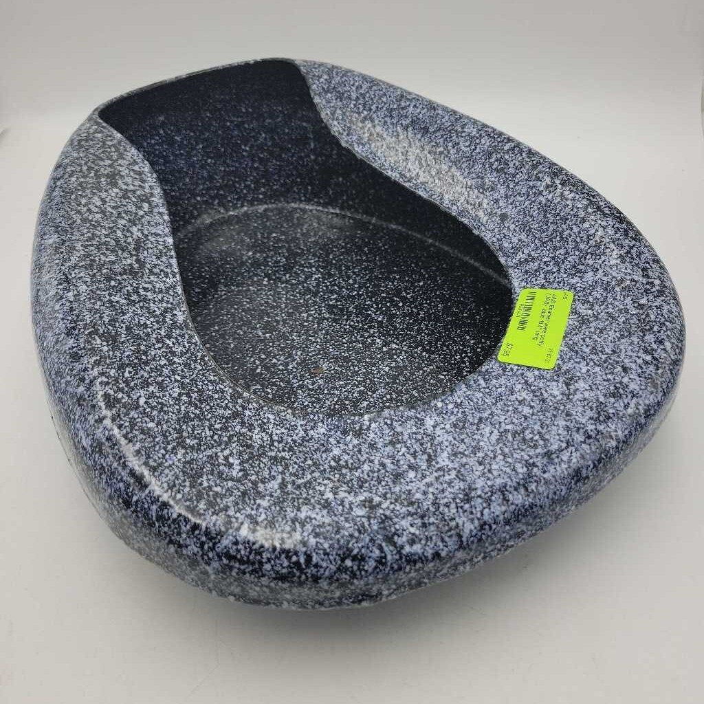 Enamel ware potty (JAS)