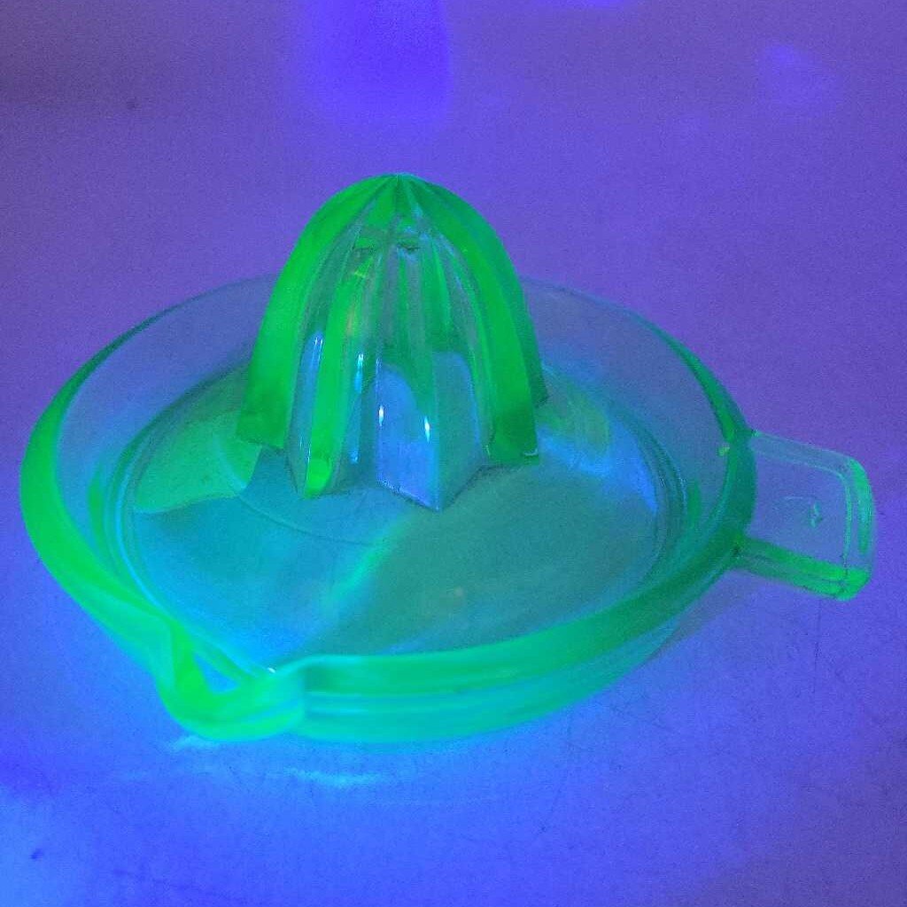 Uranium Glass Juicer circa 1930 (GEC)