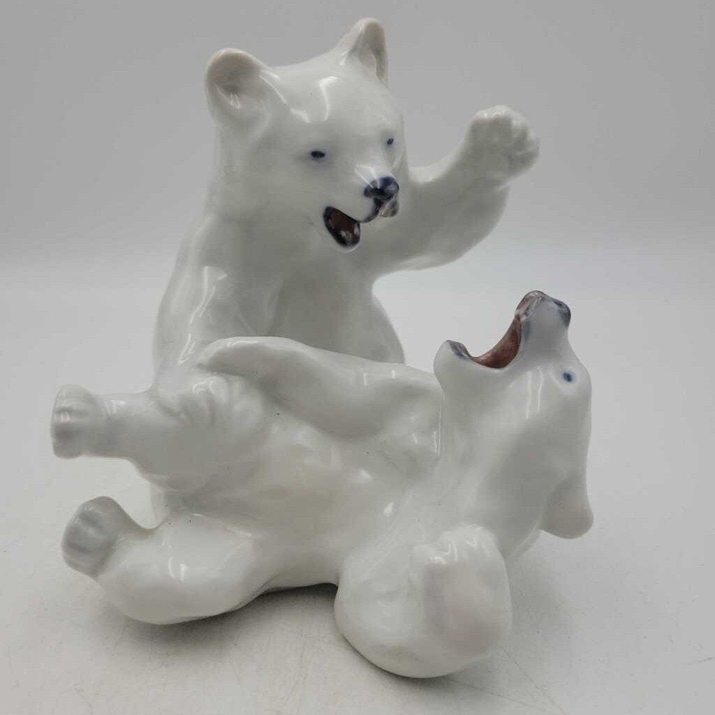 Vintage Royal Copenhagen Denmark 1107 Polar Bears Playing