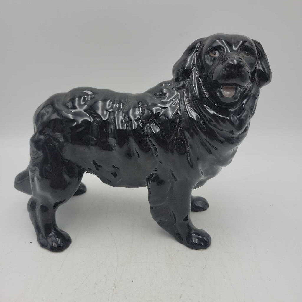 Newfoundland Dog figure (JAS)