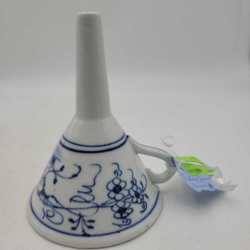 Vintage Ceramic Blue and White Funnel (TRE)