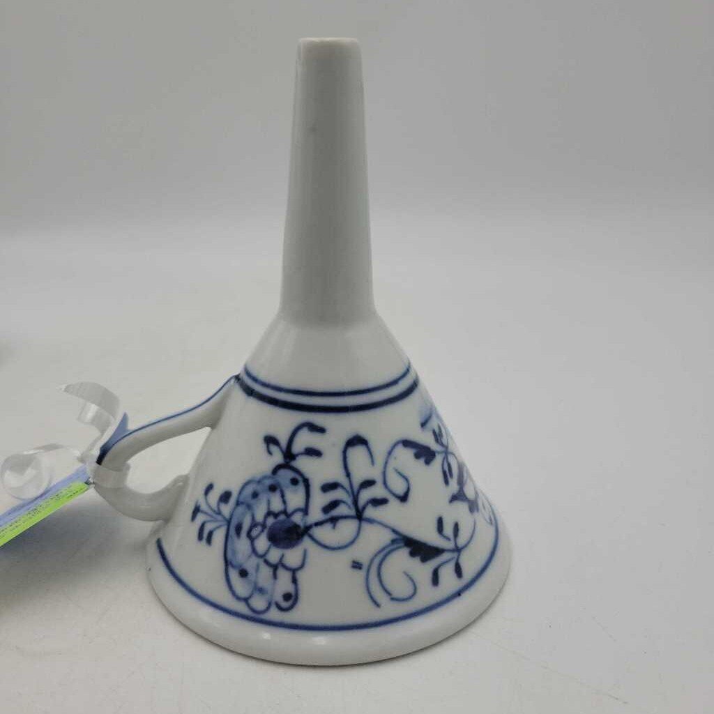 Vintage Ceramic Blue and White Funnel (TRE)