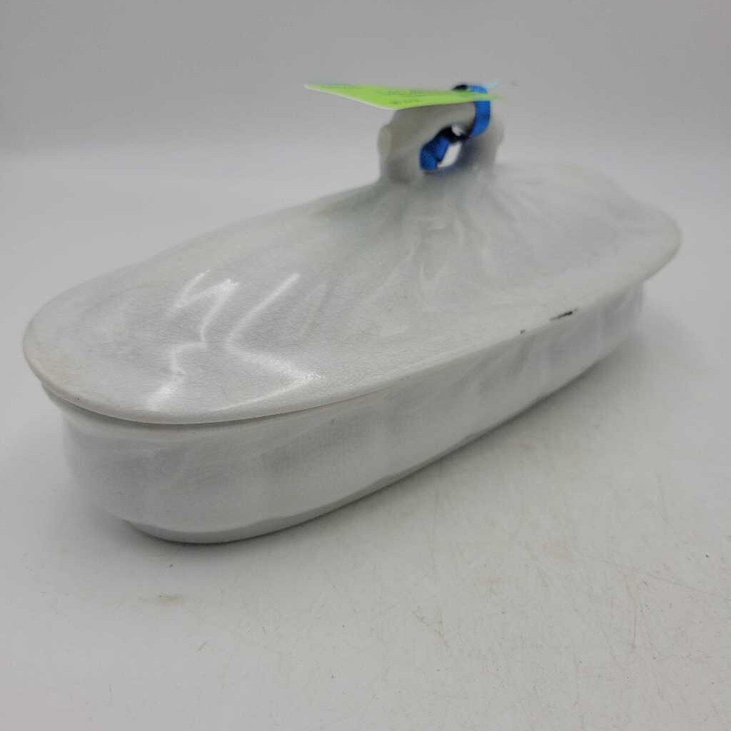 Victorian Ironstone Tooth Brush Razor Holder (TRE)