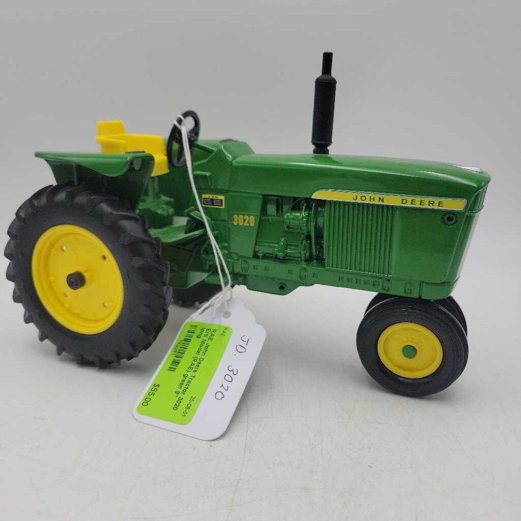 John Deere Tractor 3020 Ertl Model (RAE)