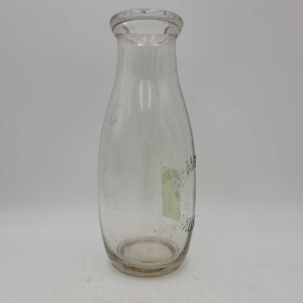Brampton Dairy Co. pint Bowling pin milk bottle (Jef)