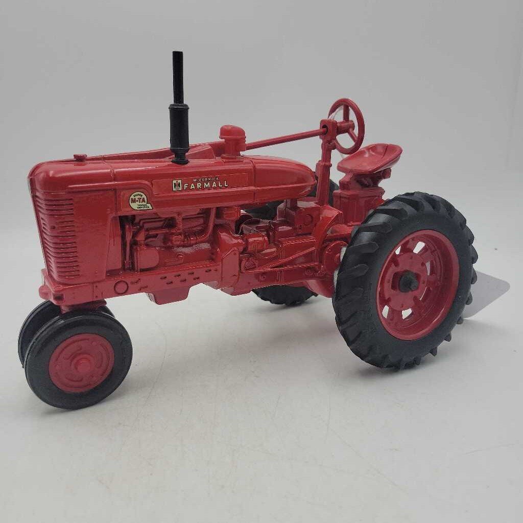 Farmall McCormick M-TA Tractor (RAE)