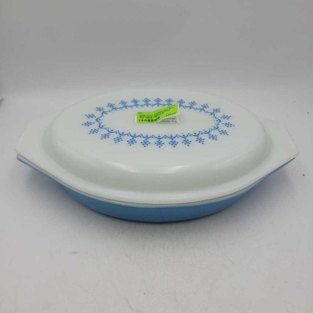 Pyrex Covered Dish Blue Snowflake Garland pattern 063 (MEB) TG