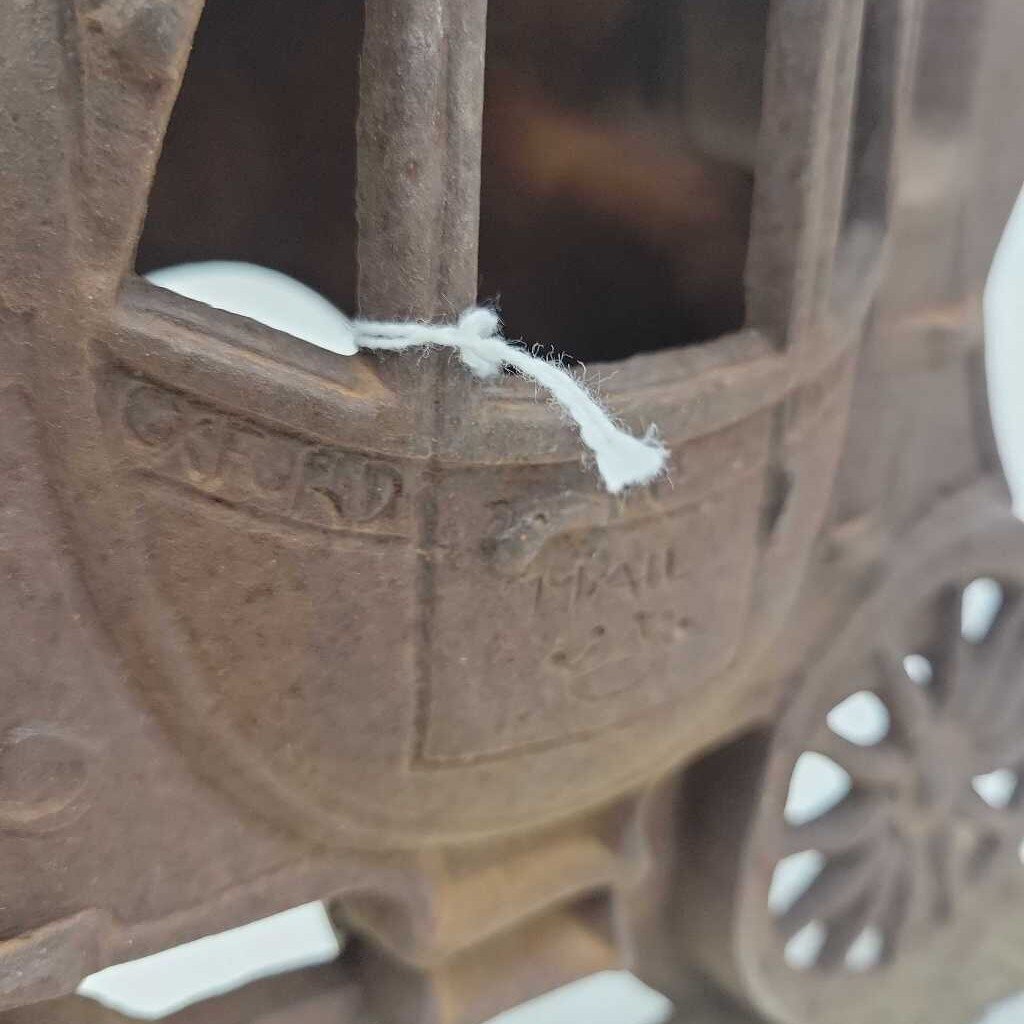 Cast Iron Horse & Buggy (GEC)