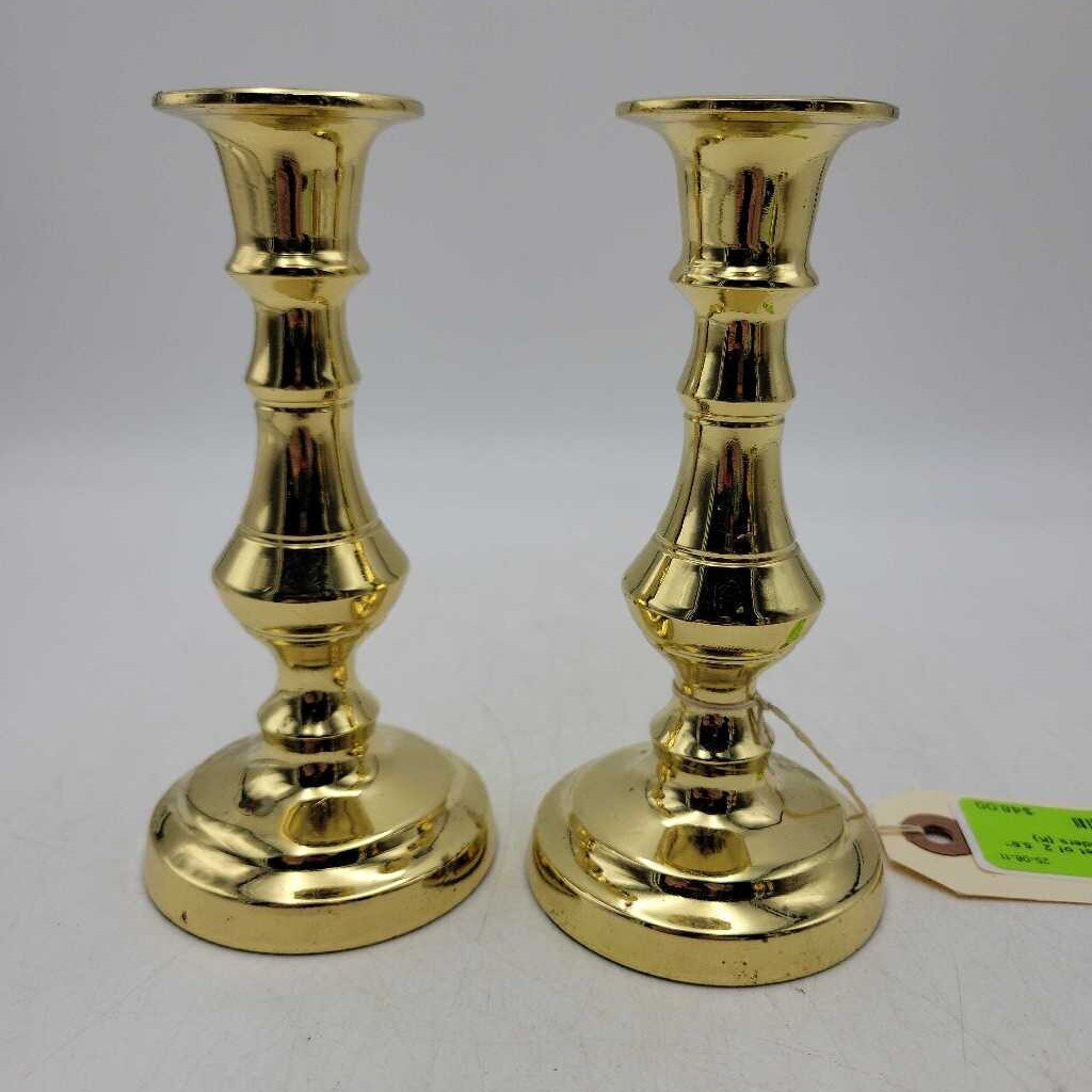 WDV1881 Set of 2 5.5" Brass Candle Holders {K}
