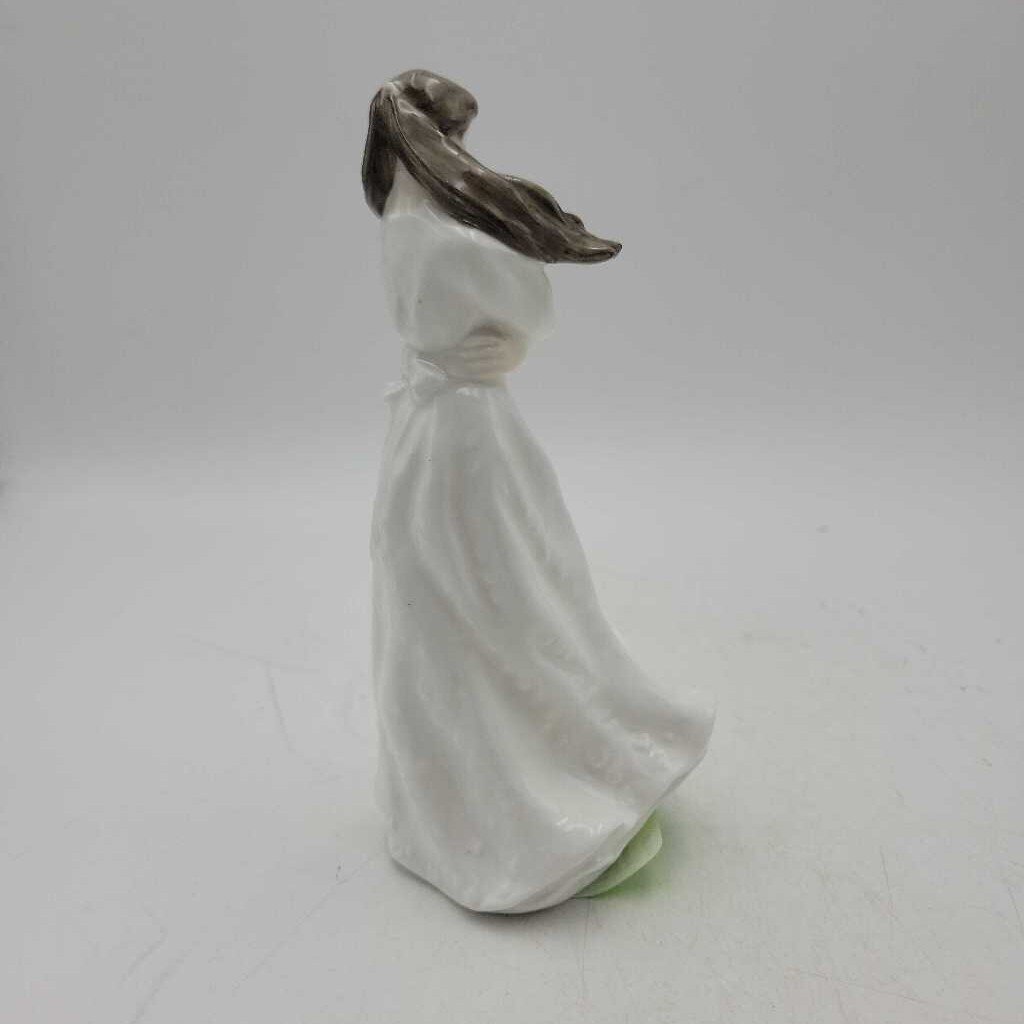 Royal Doulton Embrace Figurine HN4258 (HAUS)