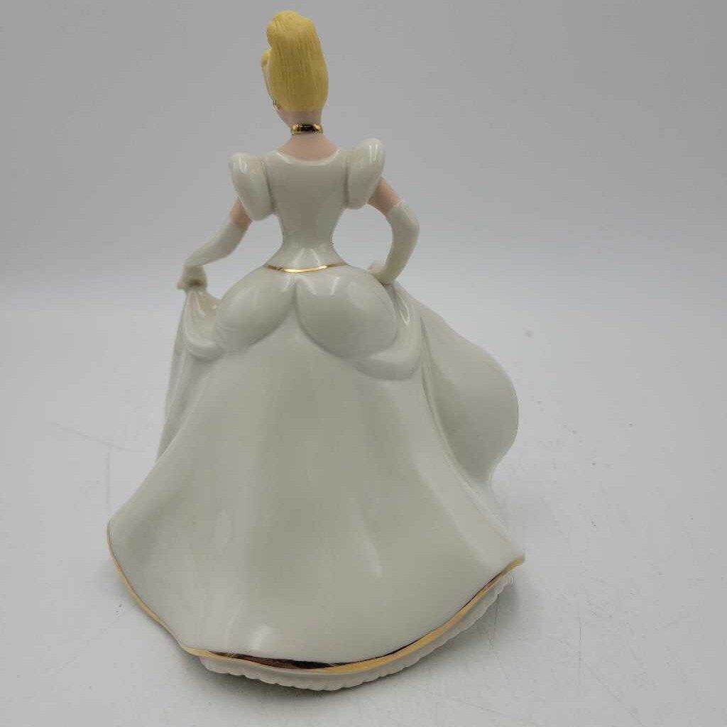 Enchanted Evening Lenox Cinderella Figurine (HAUS)