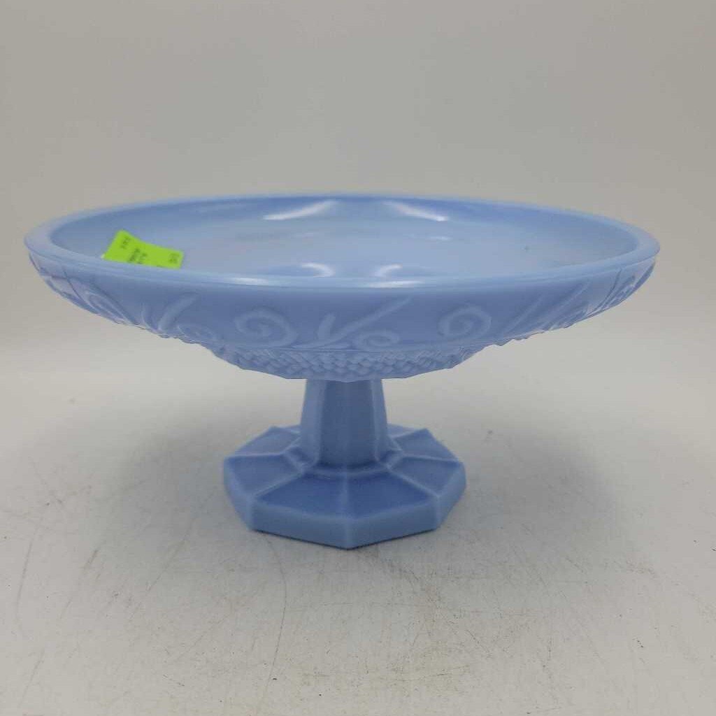 Delphite Pedestal Dish (KAR)