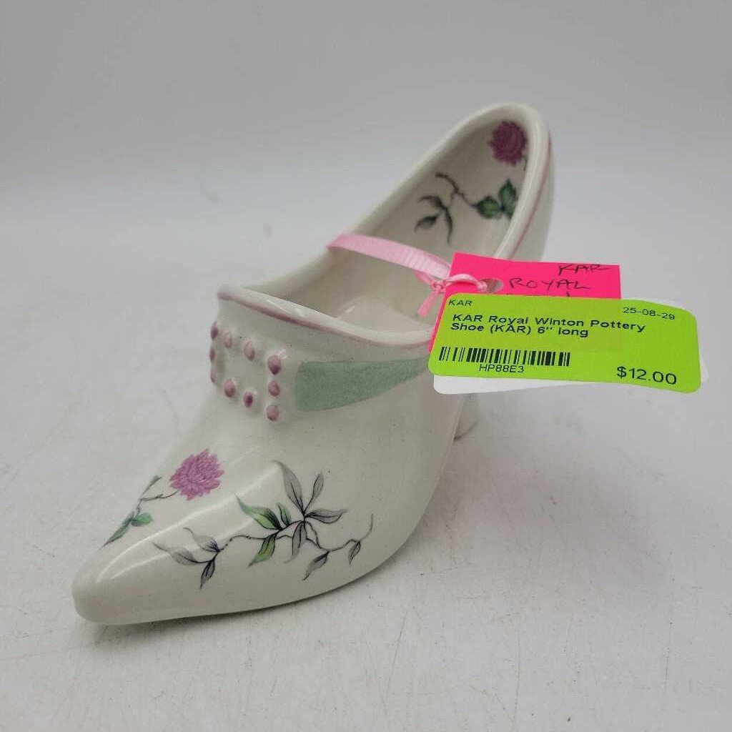 Royal Winton Pottery Shoe (KAR)