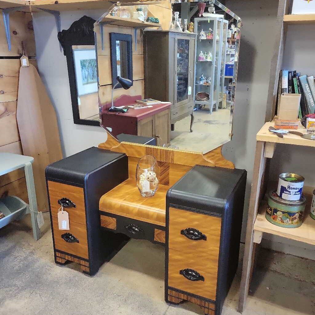HB#2 Vintage Vanity
