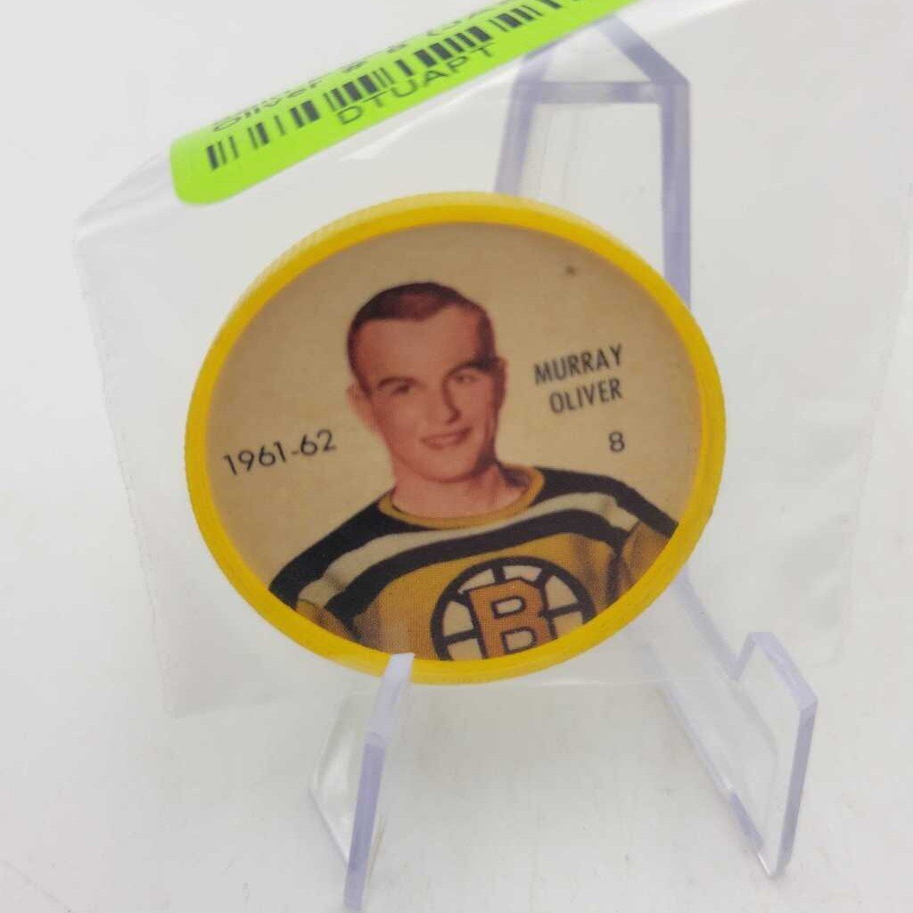 61 62 Shirriff Hockey coin Boston Bruin Murray Oliver # 8 (JAS)