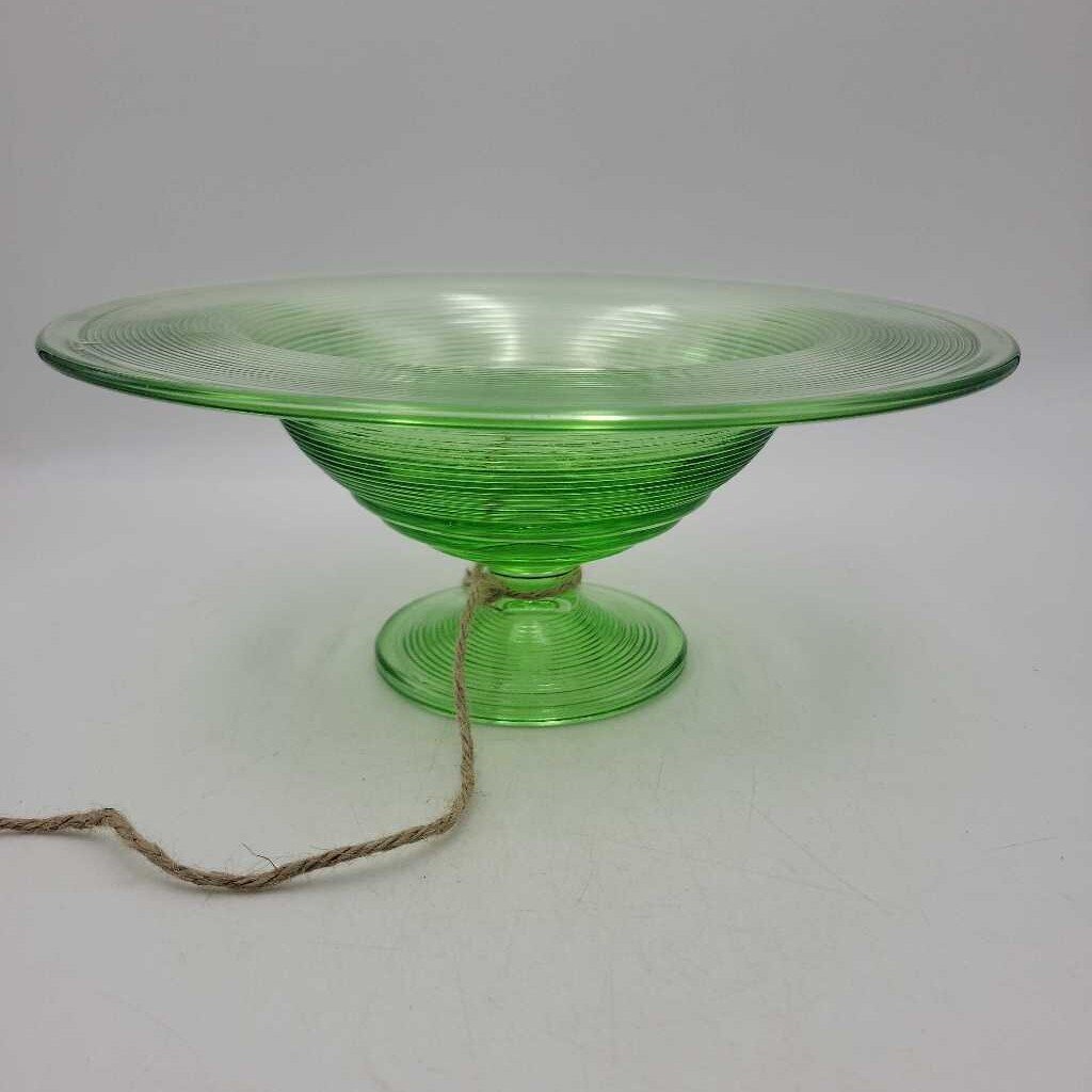 Uranium Glass Pedestal Centerpiece Bowl (M2) 726