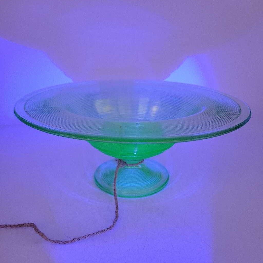 Uranium Glass Pedestal Centerpiece Bowl (M2) 726
