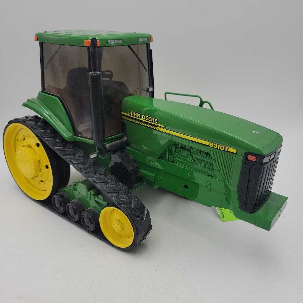 John Deere Tractor 8510 T Ertl Model (RAE)