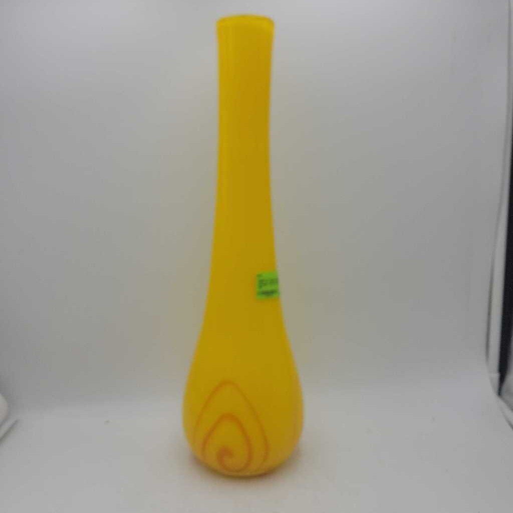 Art Glass Yellow Orange Vase (DMG) 0623