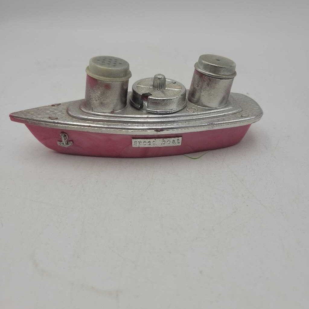 Speed Boat Salt and Pepper (JAS)