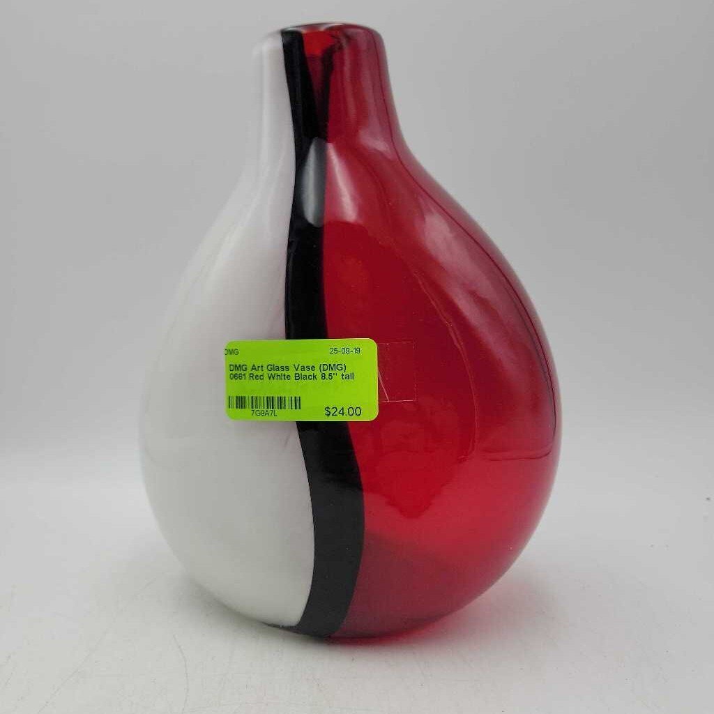 Art Glass Vase (DMG) 0661