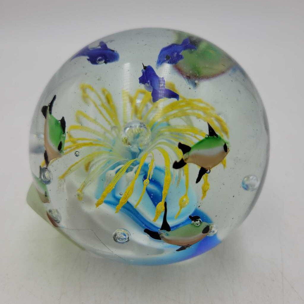 Unique Glass Paperweight Fireworks Aquarium 611 (DMG)