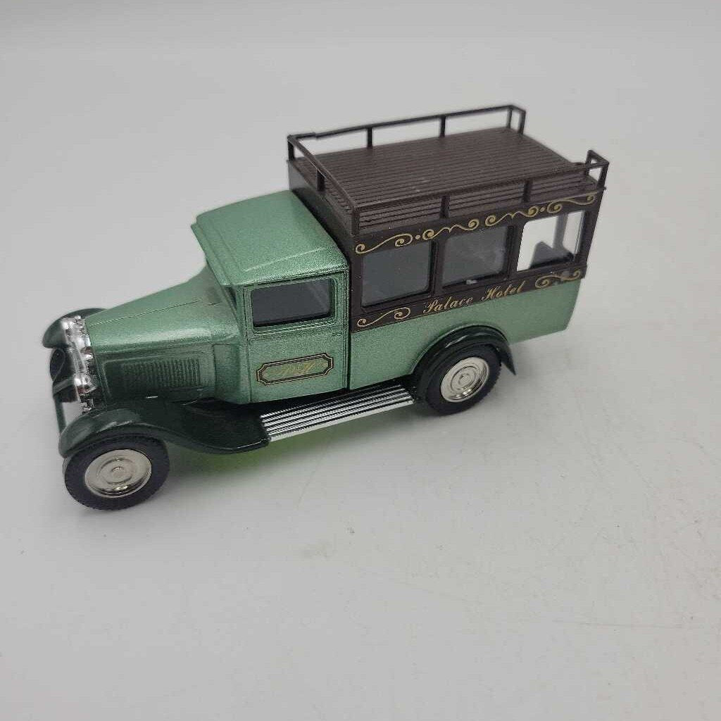 Solido 1930 Citroen C4F model Minibus truck (JAS)