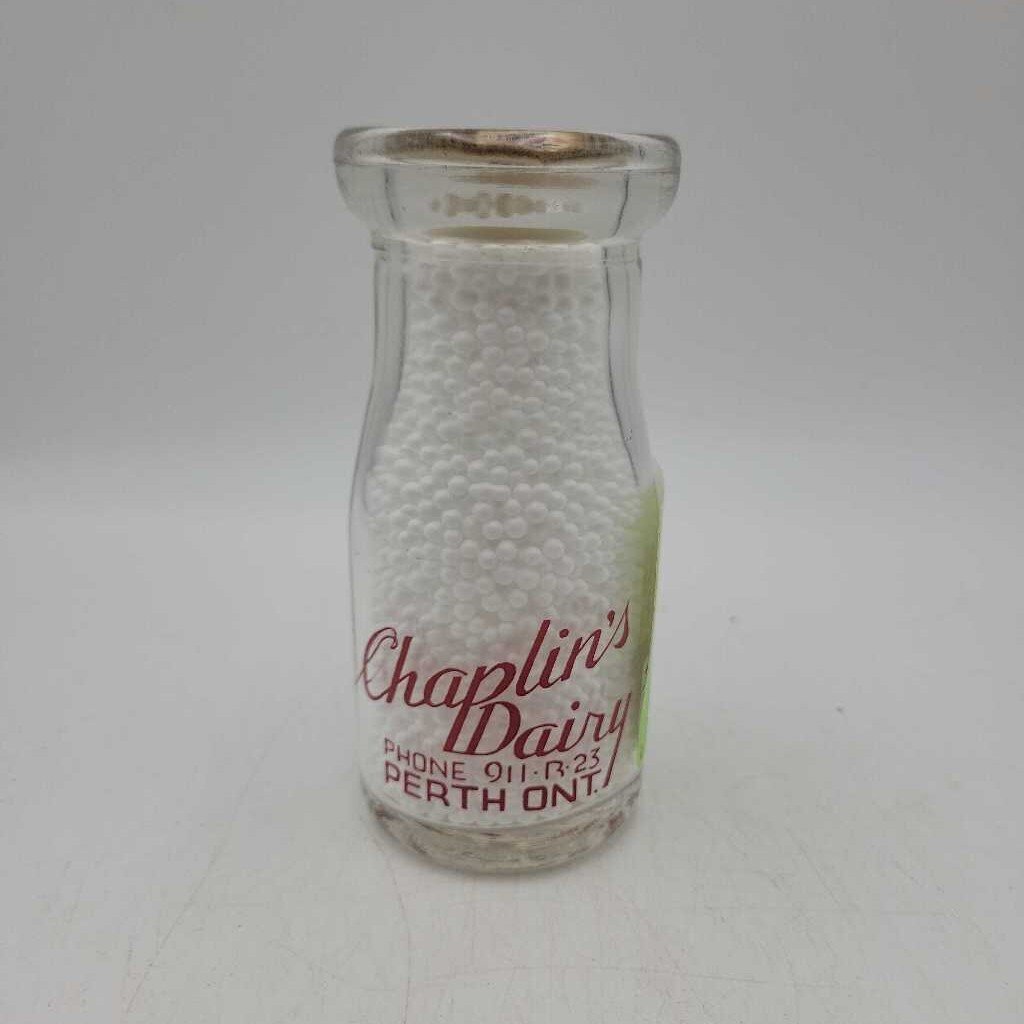Chaplin's Dairy quarter Pint Milk bottle Dairy Perth (JEF))