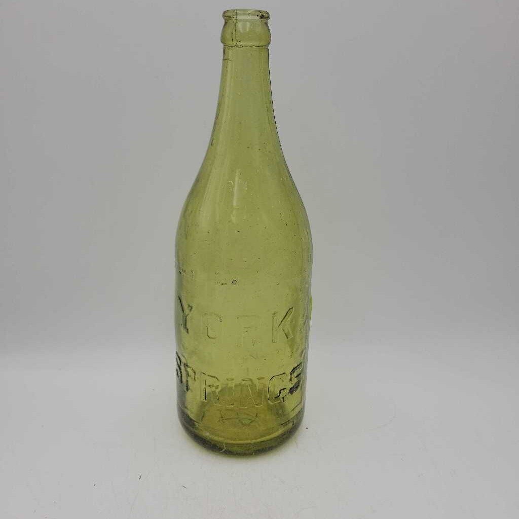 York Spring Rare colour Light Amber Quart bottle (JEF)