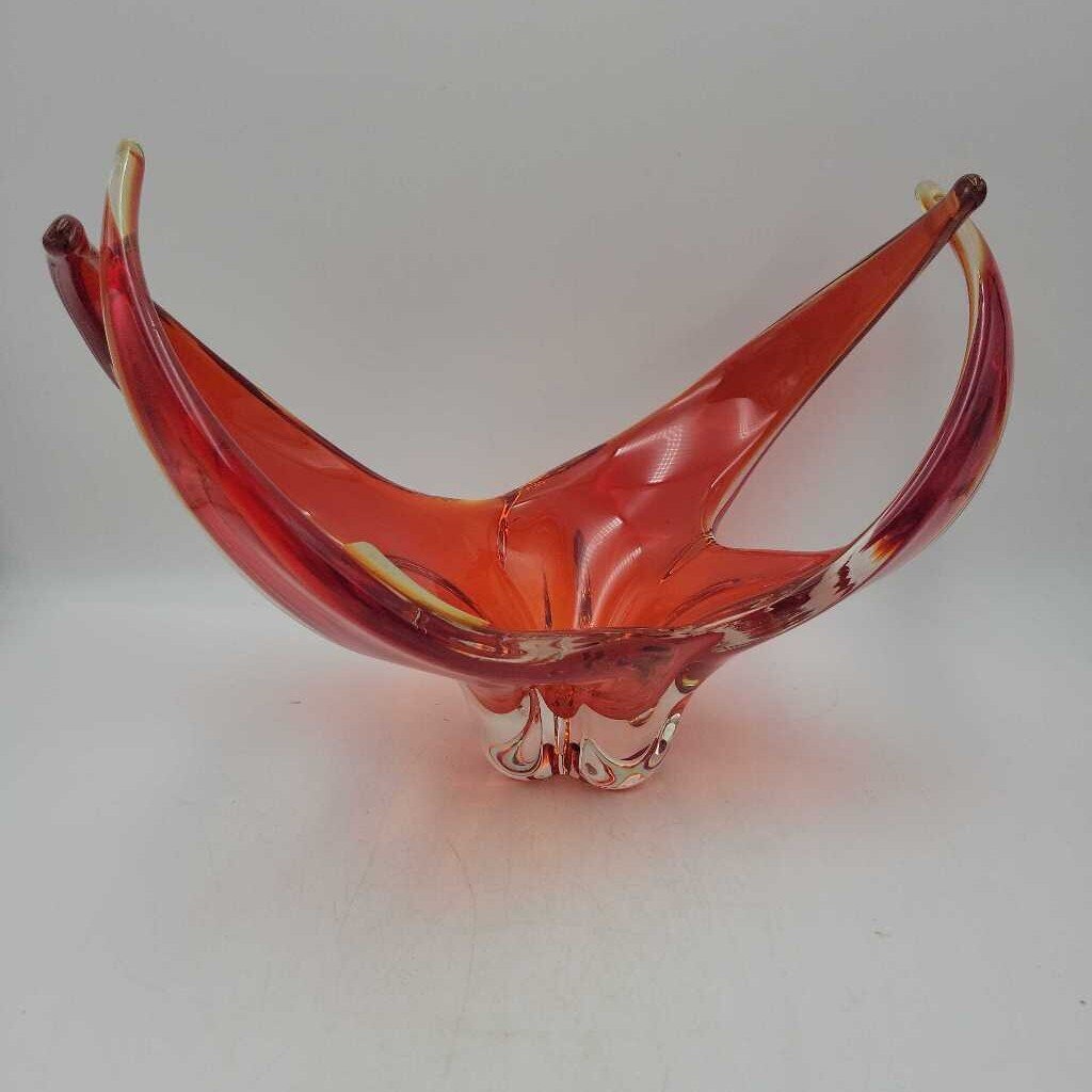 MCM Art Glass Chalet Canada vase (DS)