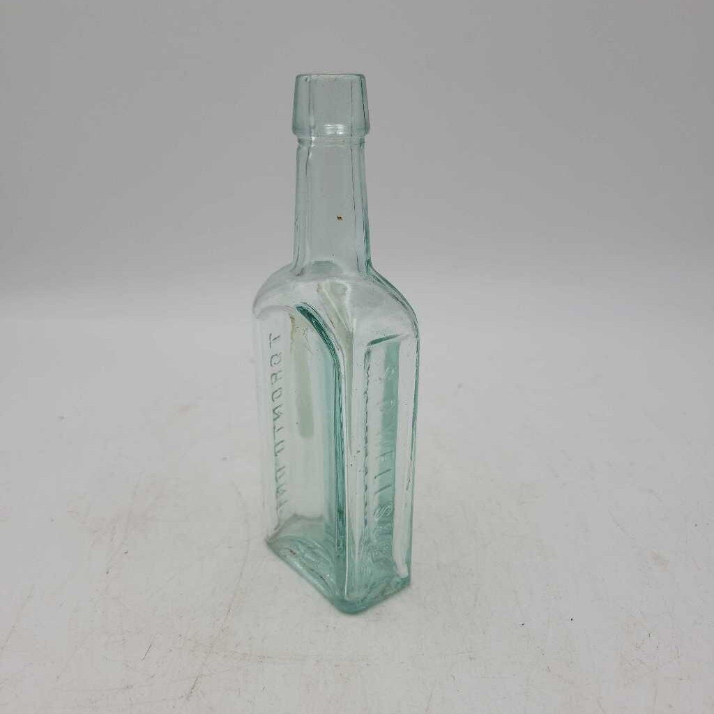Toronto antique Bottle SC Wells (JAS)