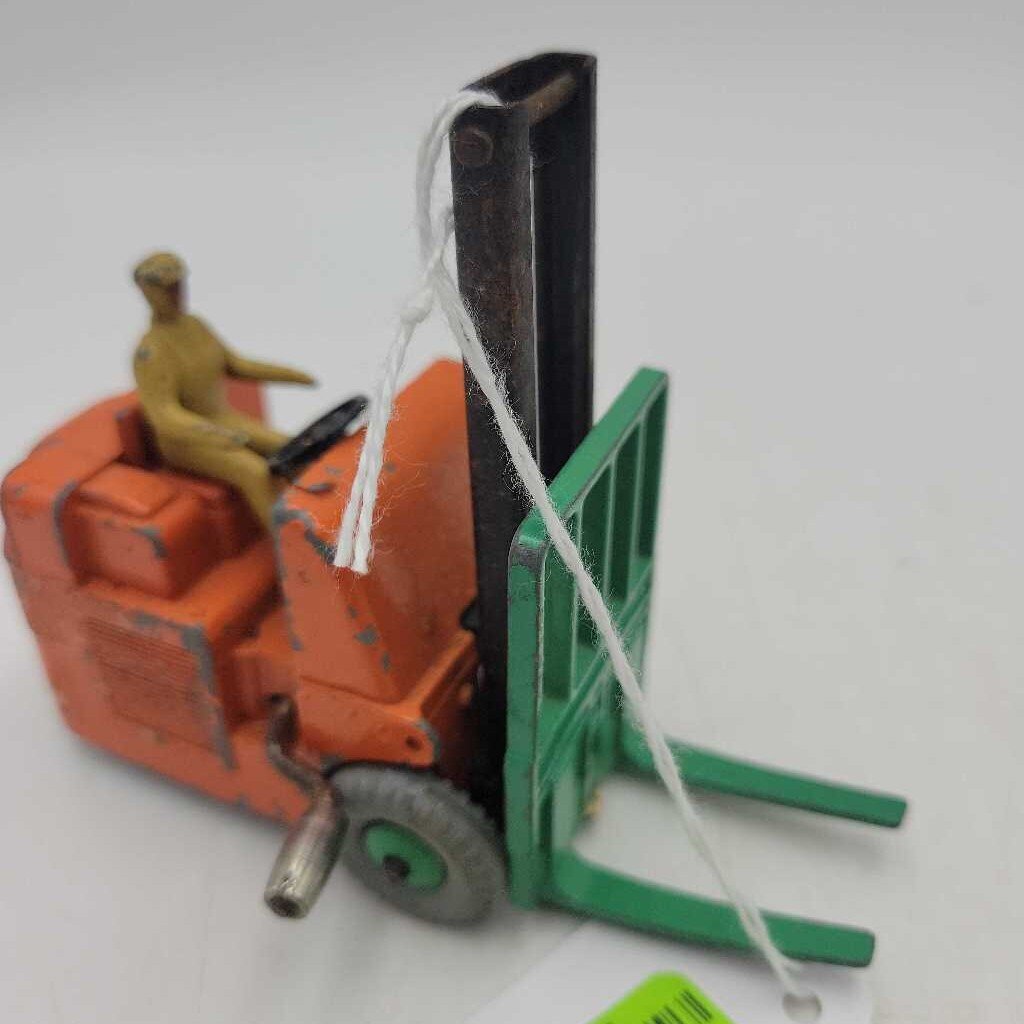 Dinky 14c Fork Lift (GEC)