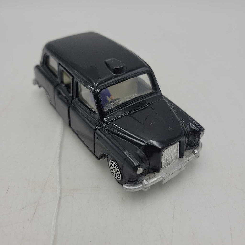 Dinky 418 Austin Taxi (GEC)