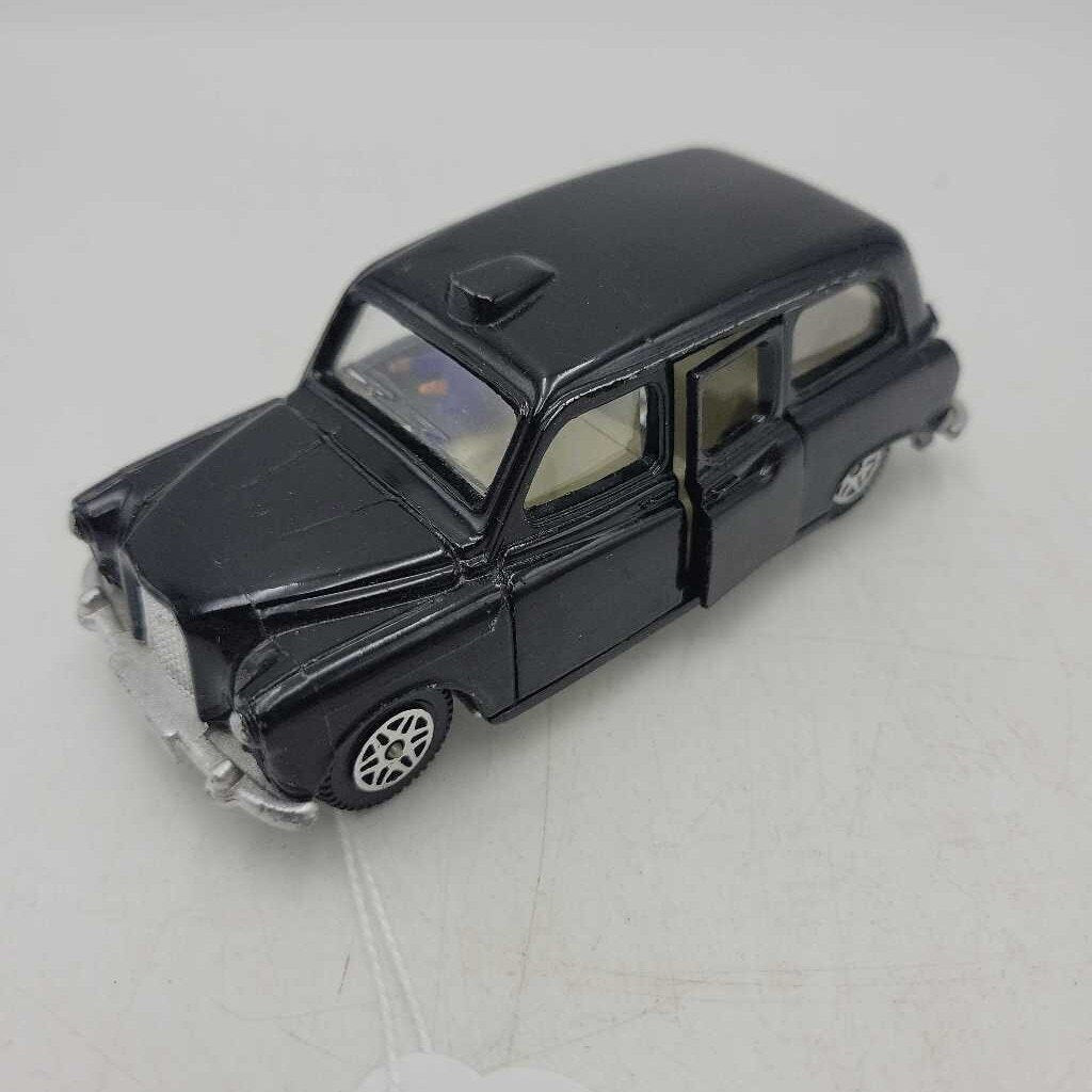 Dinky 418 Austin Taxi (GEC)