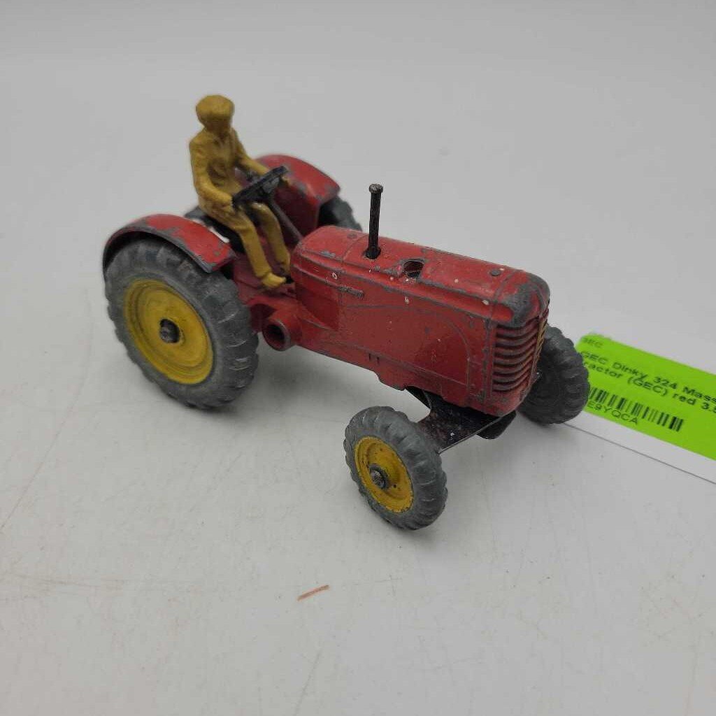 Dinky 324 Massey Tractor (GEC)