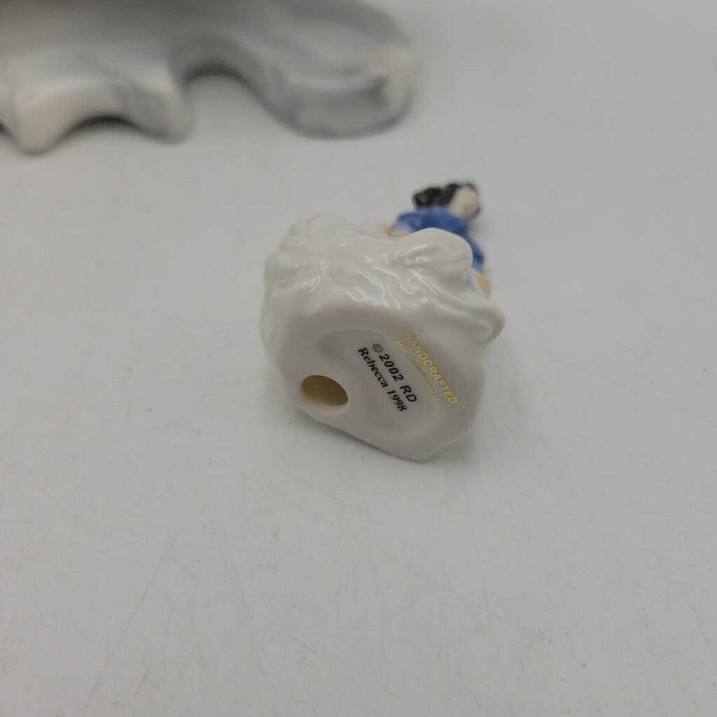 Royal Doulton "Pretty Ladies" Partial set with stand (YVO) 510