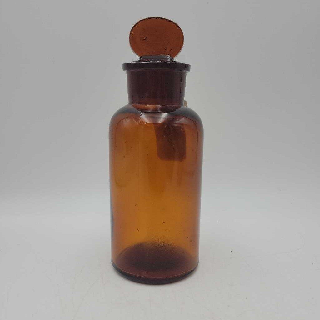 Brown glass, stopper lid apothecary jar (JL)