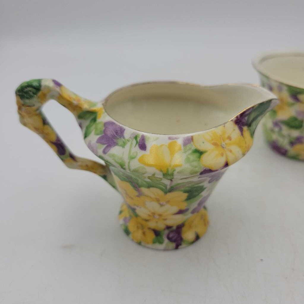 Cream and sugar Chintz - James Kent 'Primula' (MARR)