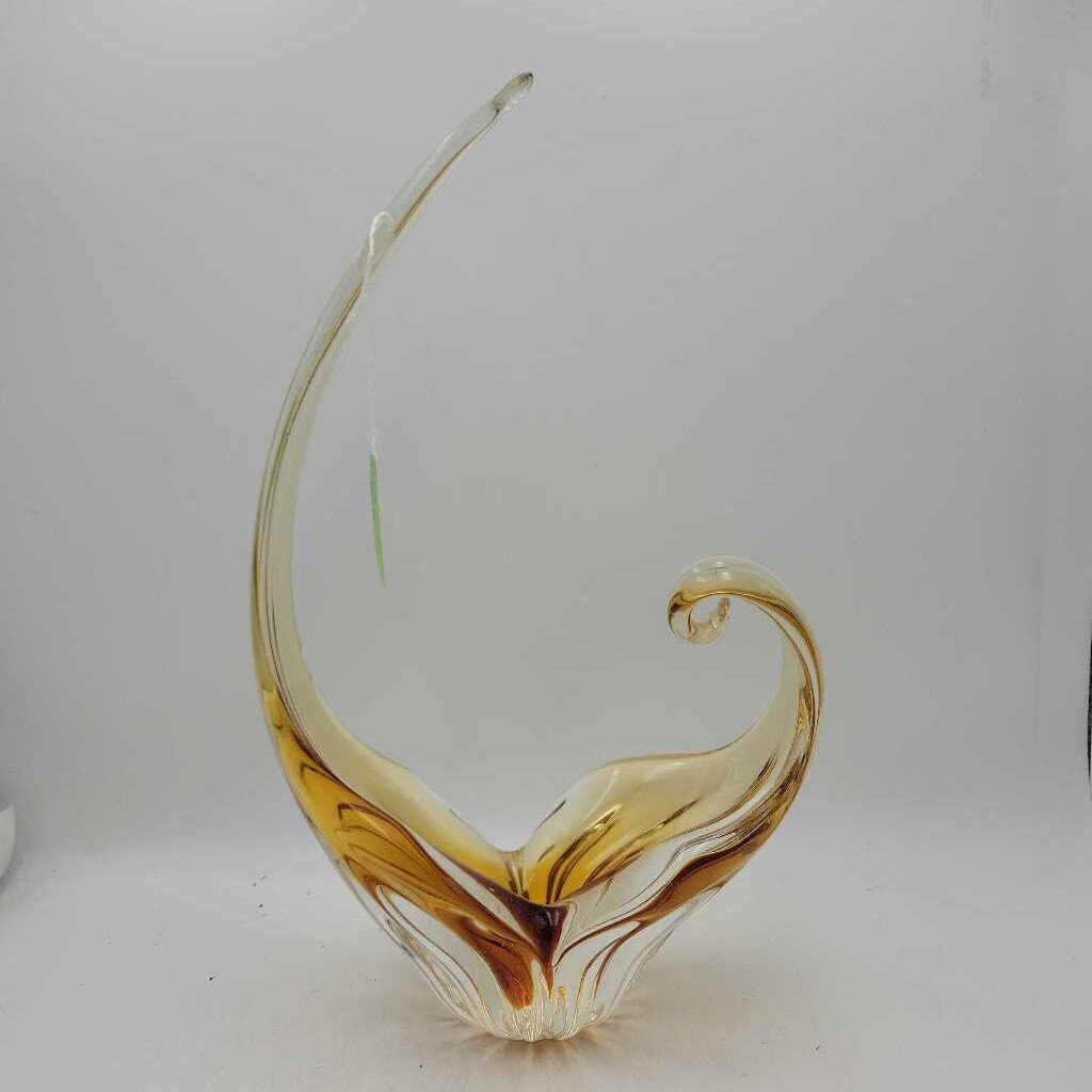 Art Glass vase (DEB)