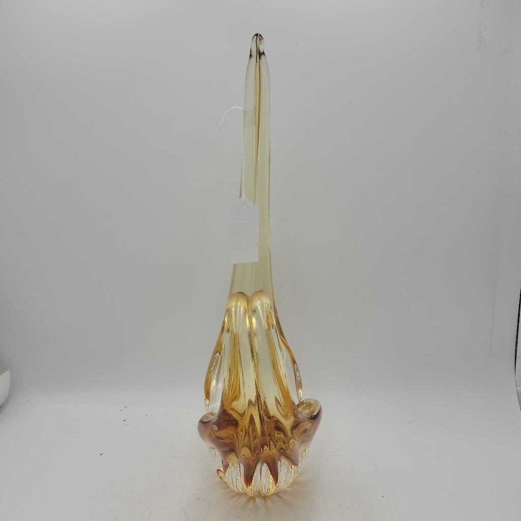 Art Glass vase (DEB)