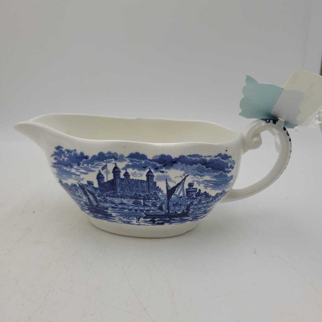 Enoch Wedgewood Royal homes of Britain Gravy Boat (TRE)