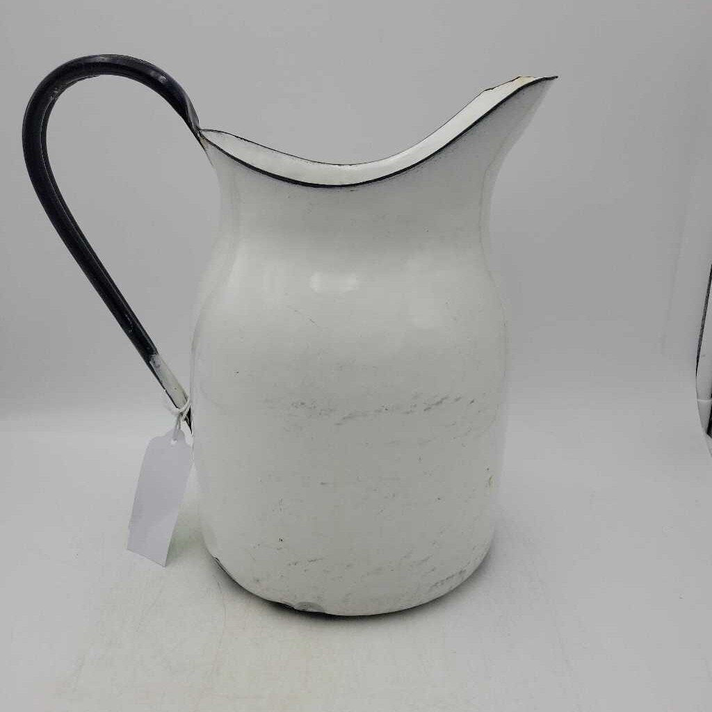 Vintage Enamel Water Jug (LOR)