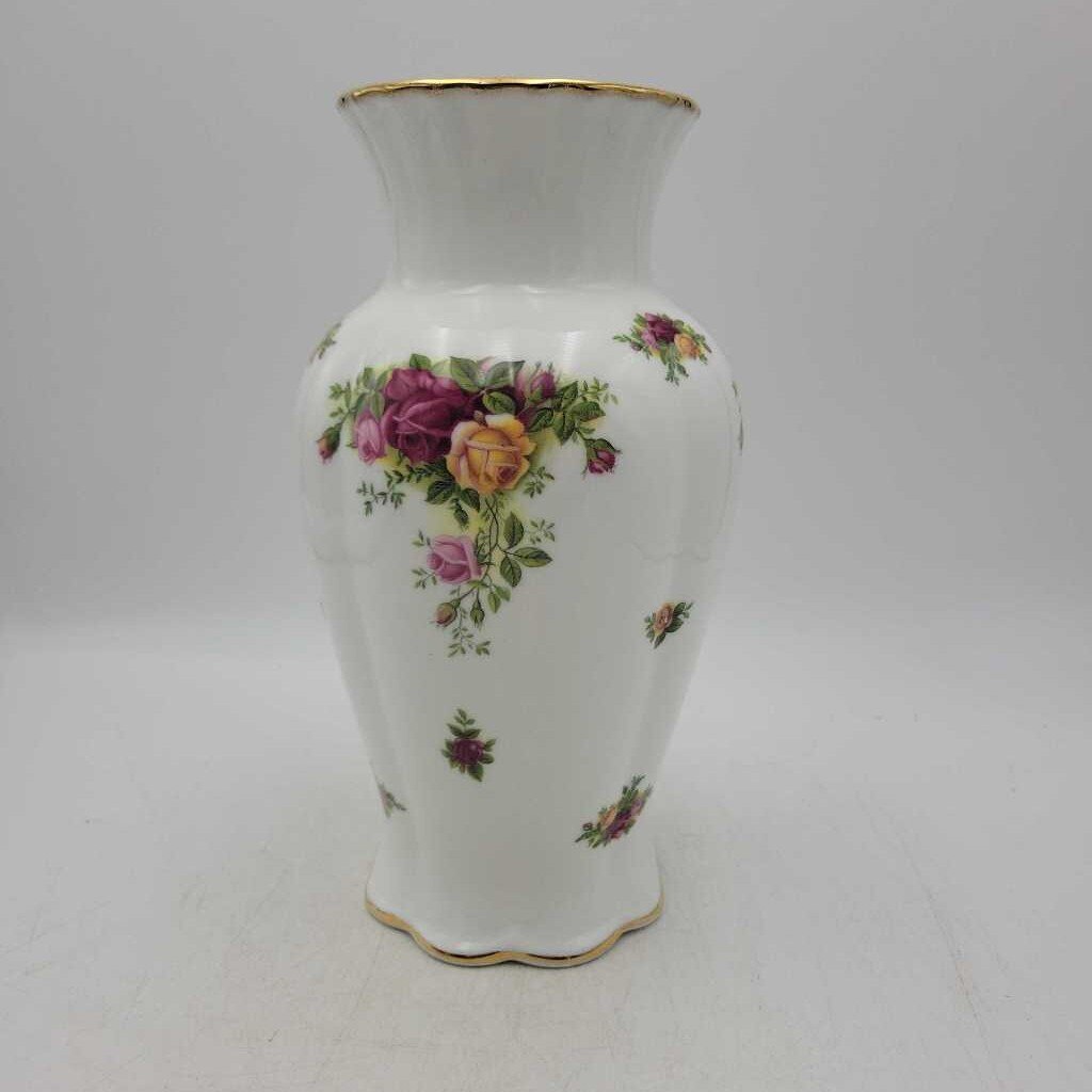 Royal Albert "Old Country Rose" Vase (NS) #584