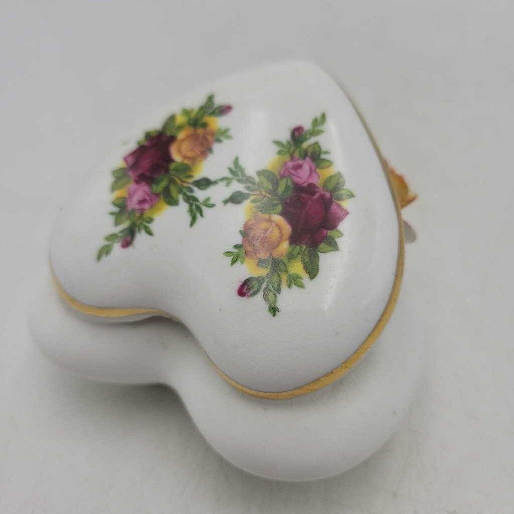 Royal Albert "Old Country Rose" Flower (NS) #584